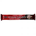 MM_SCARF_GIGGS_1